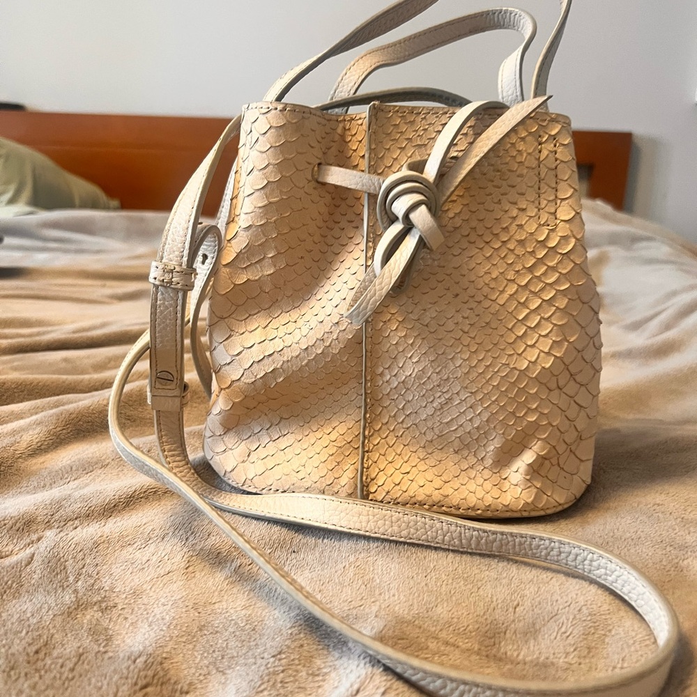 Banana Republic Textured Cream Crossbody Bag